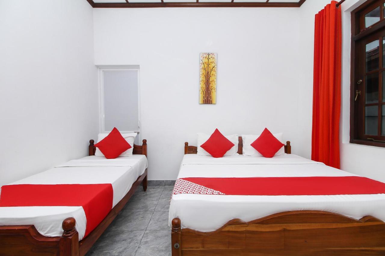 Leo'S Home Stay Dehiwala-Mount Lavinia Exterior foto